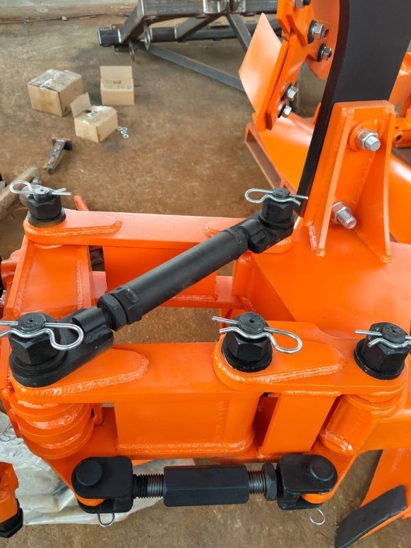 Плуг навесной оборотный 3/35 купить в Ставрополе – «БДН-АгроКубань», 7