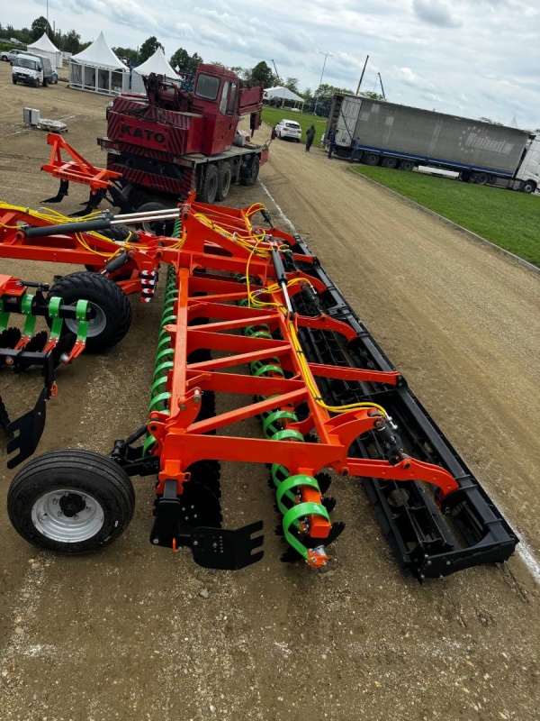 Лущильник мульчировщик дисковый прицепной «АВРОРА» ЛД-8Л (евро-складывание) ЛАФЕТ купить в Ставрополе – «БДН-АгроКубань», 5