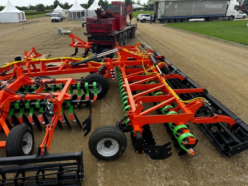 Лущильник мульчировщик дисковый прицепной «АВРОРА» ЛД-8Л (евро-складывание) ЛАФЕТ купить в Ставрополе – «БДН-АгроКубань», 3