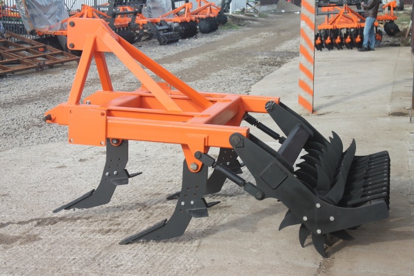 Плуг чизельный ПЧН-1,6 с зубчатым катком купить в Ставрополе – «БДН-АгроКубань», 4